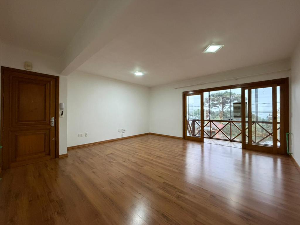 Apartamento 02 Dorm. com 95m² no bairro Varzea Grande em Gramado para Comprar