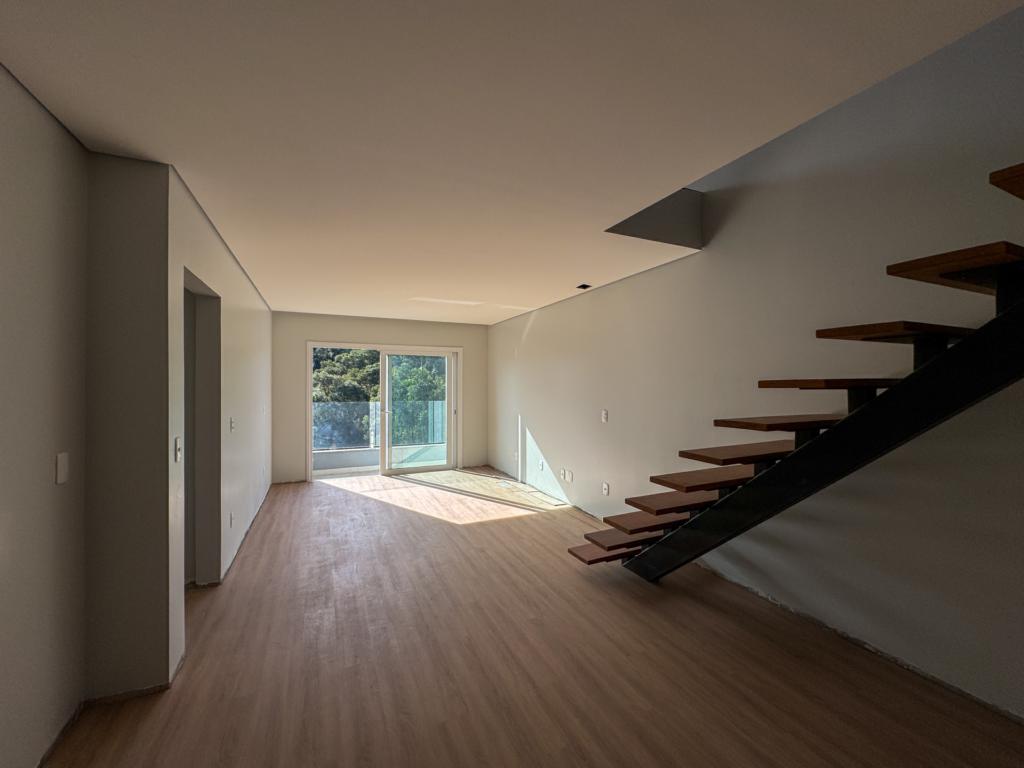 Apartamento 03 Dorm. com 148m² no bairro Centro em Gramado para Comprar