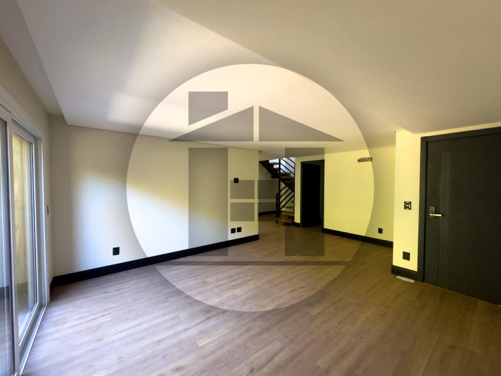 Apartamento 02 Dorm. com 131m² no bairro Avenida Central em Gramado para Comprar