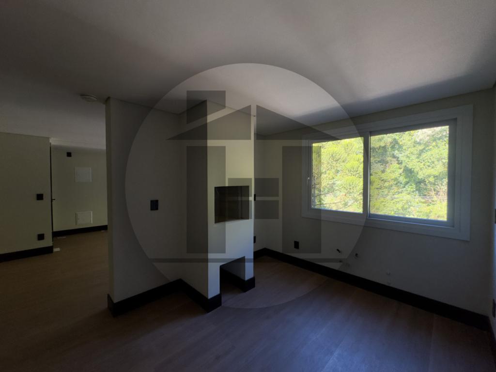 Apartamento 02 Dorm. com 131m² no bairro Avenida Central em Gramado para Comprar