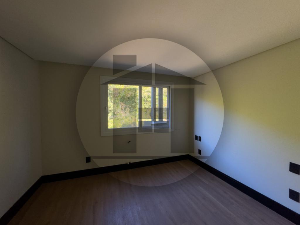 Apartamento 02 Dorm. com 131m² no bairro Avenida Central em Gramado para Comprar