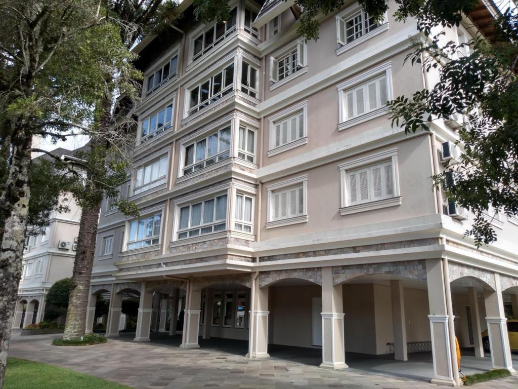 Apartamento 03 Dorm. com 123m² no bairro Bavaria em Gramado para Comprar