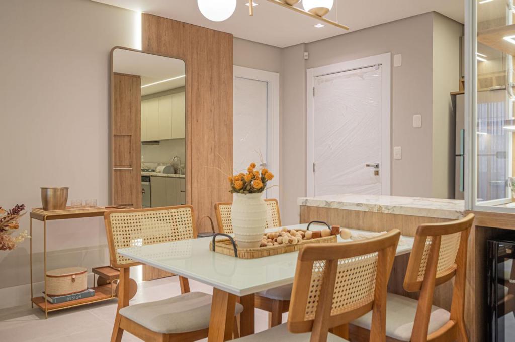 Apartamento 02 Dorm. com 79m² no bairro Floresta em Gramado para Comprar