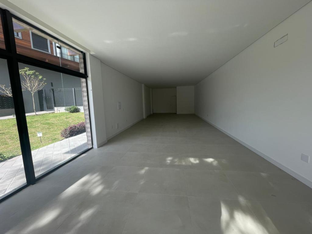 Loja com 83m² no bairro Planalto em Gramado para Comprar